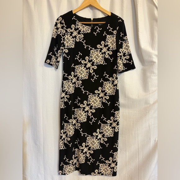 RN Studio black & white short sleeve stretch dress size 8 - Picture 1 of 7